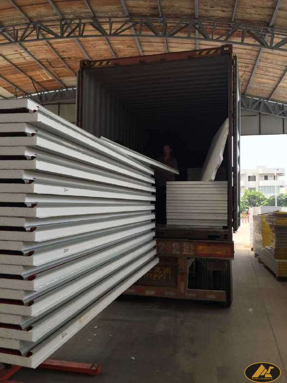 Sandwich panel for Roof
